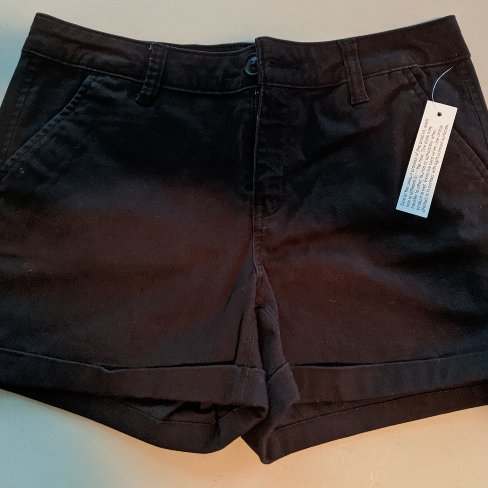 Womens Black shorts - Size 9 - NWT